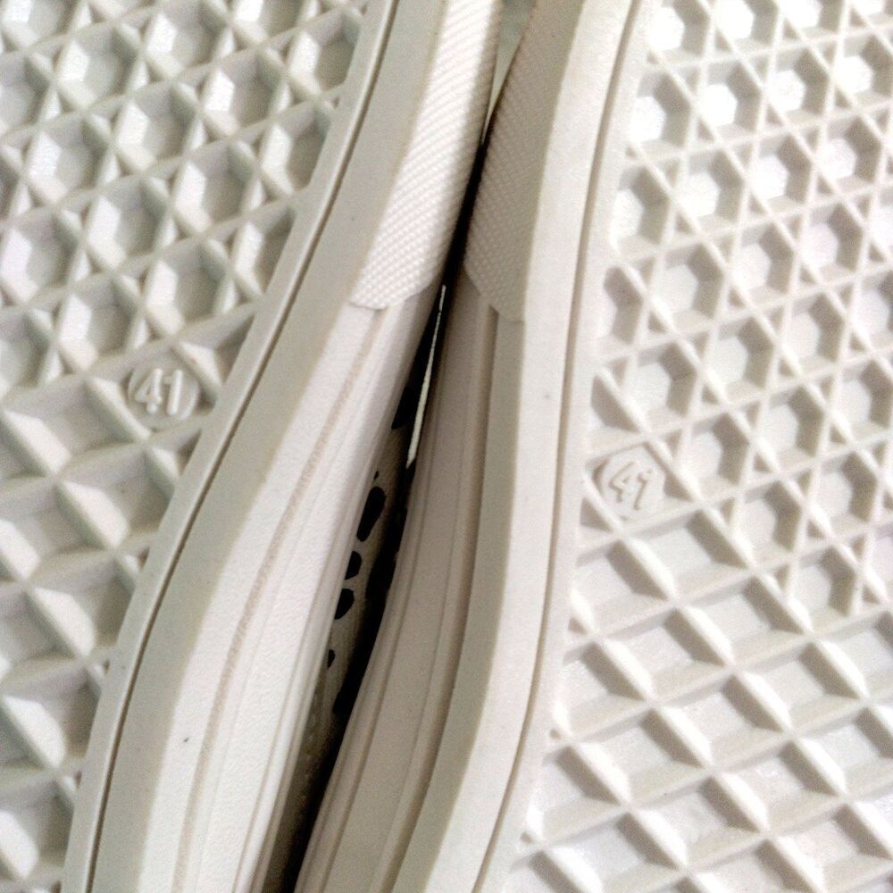 Rosy Womens Canvas Lace Up Sneakers Gray Leopard Print EUR 41 US 8.5 New - Picture 5 of 6